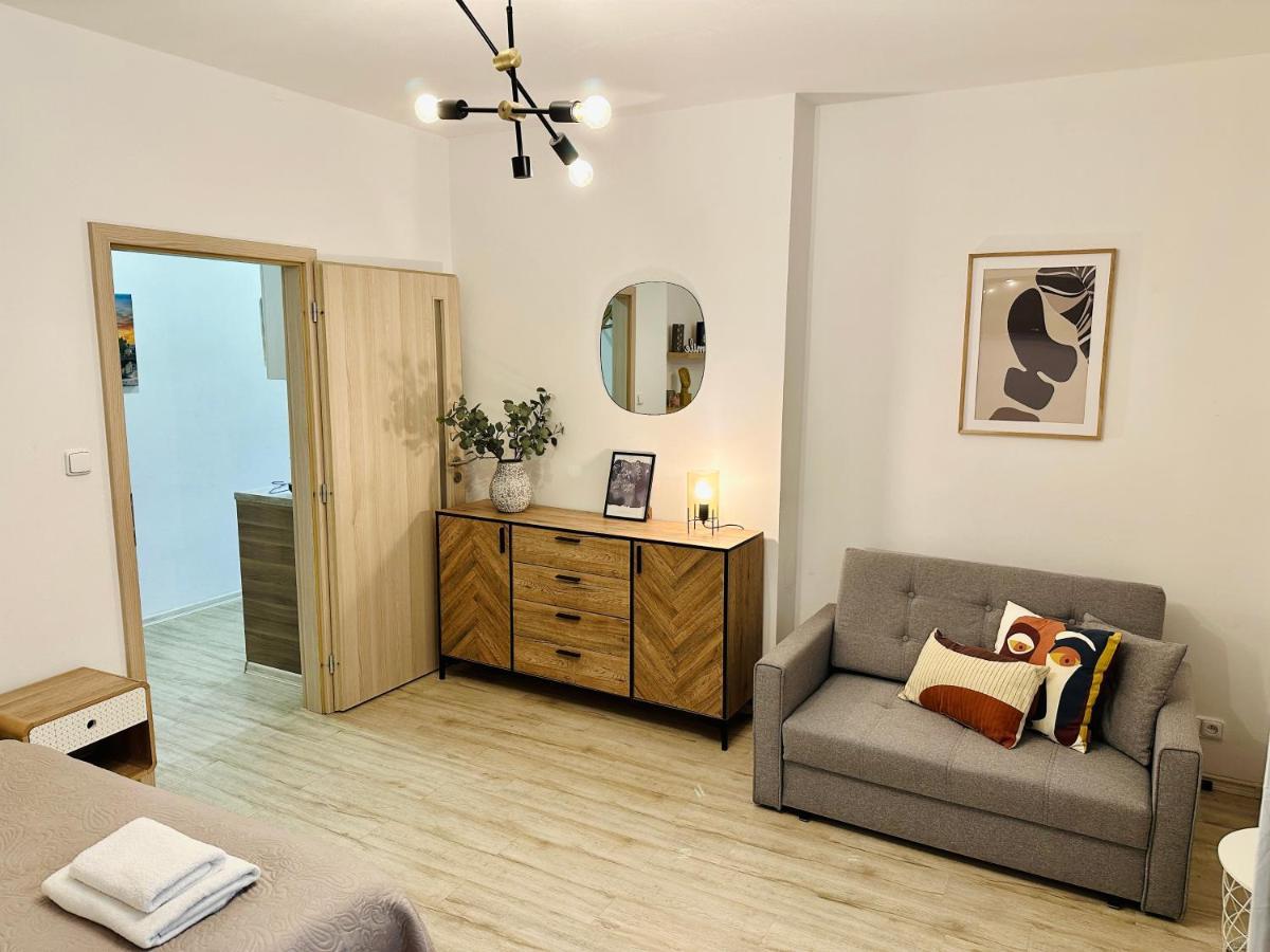 Apartament Nicelovely & Dlouha *